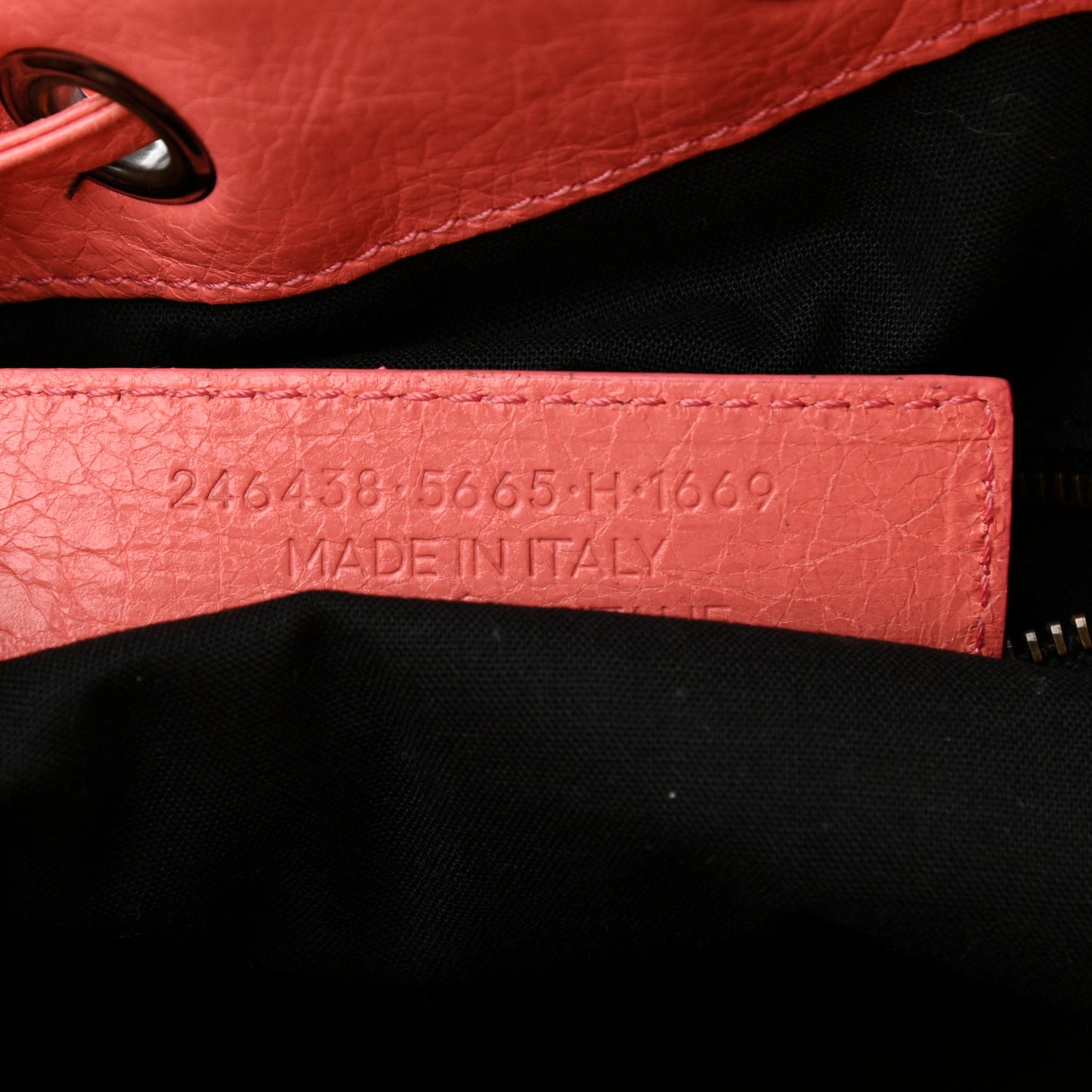 Agneau Classic Hardware Mini Pompon Rose Azalee