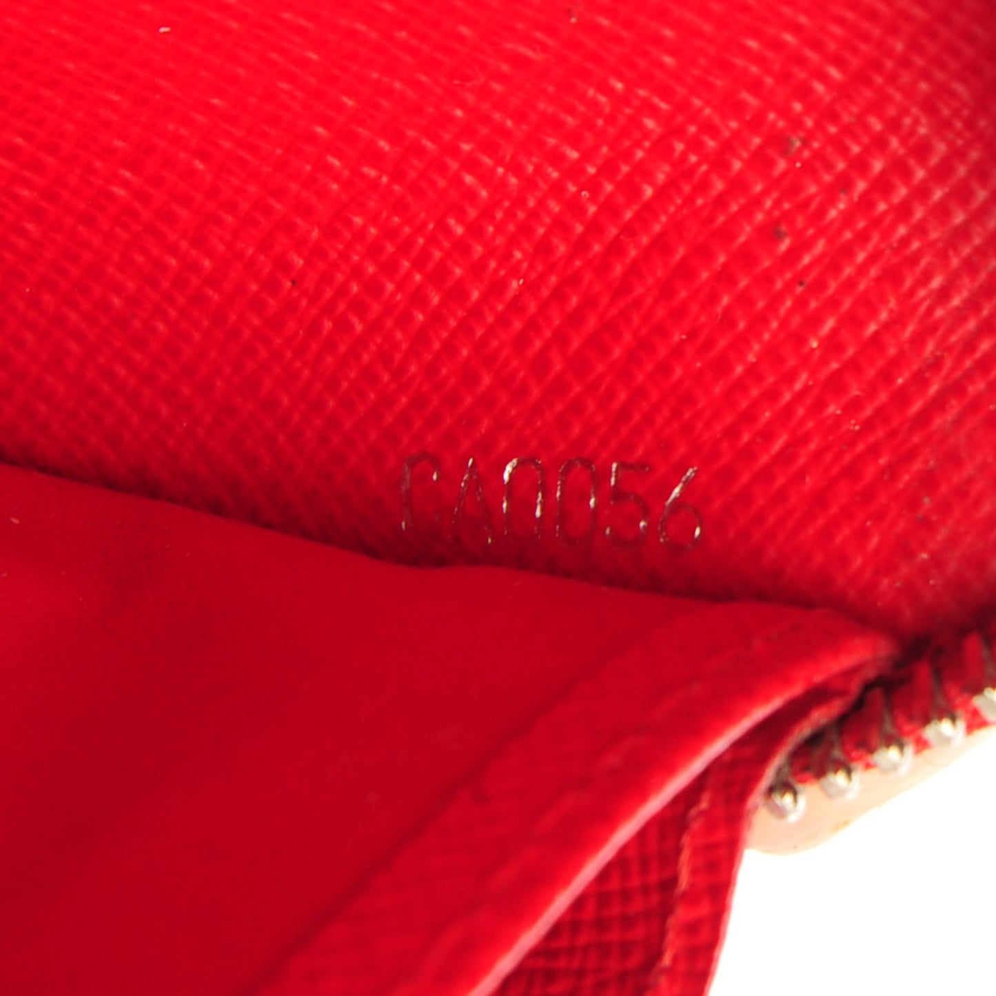 Epi Zippy Wallet Rouge