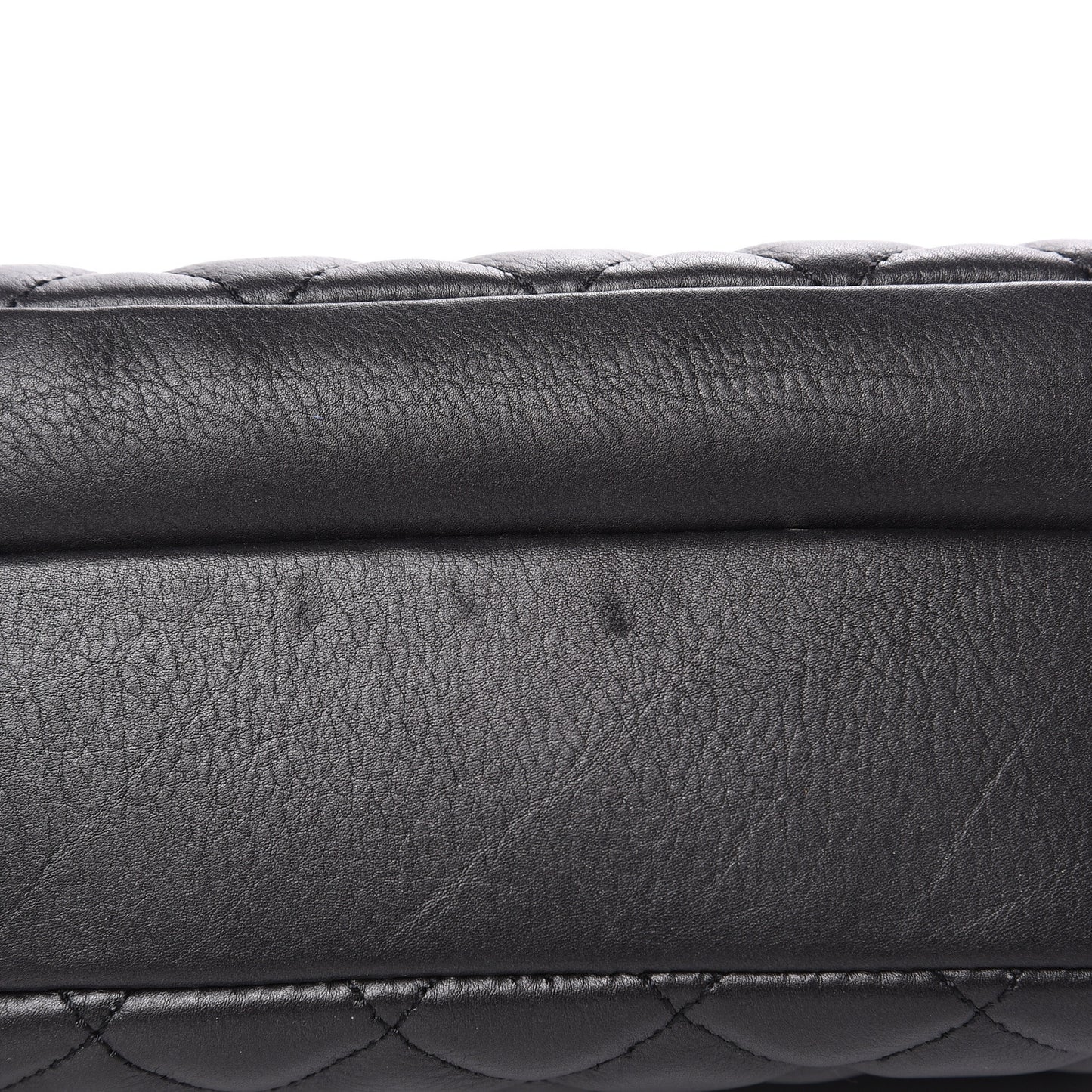 Calfskin Quilted Day Trips Camera Case Black