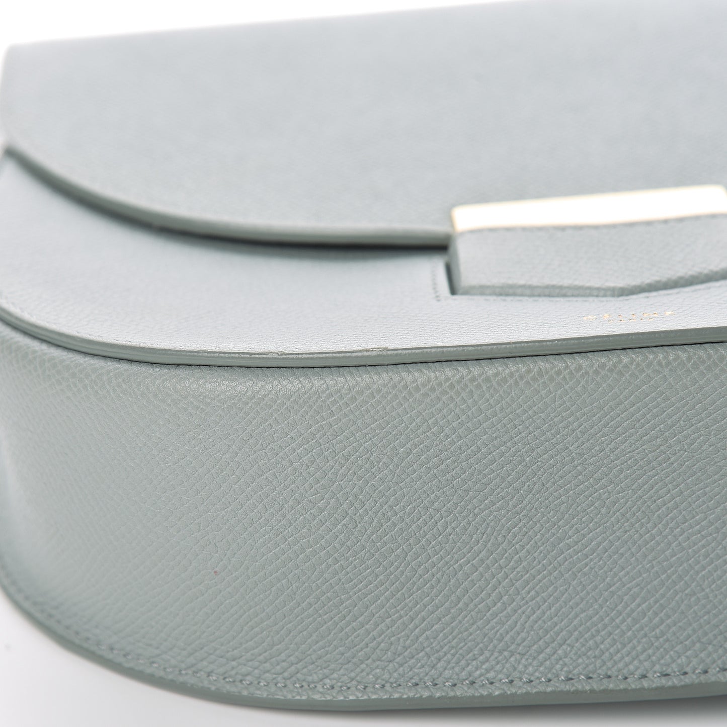 Grained Calfskin Compact Trotteur Cloud