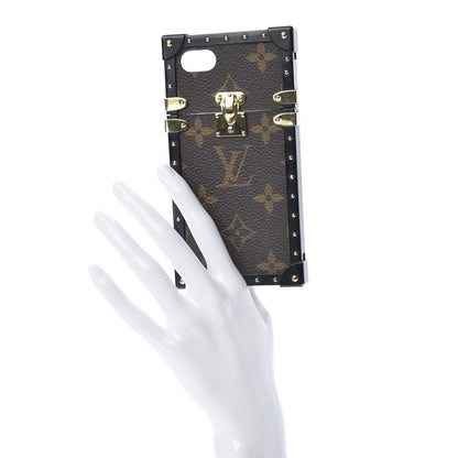 Louis Vuitton Monogram Eye-Trunk iPhone 7 Case 2 of 12
