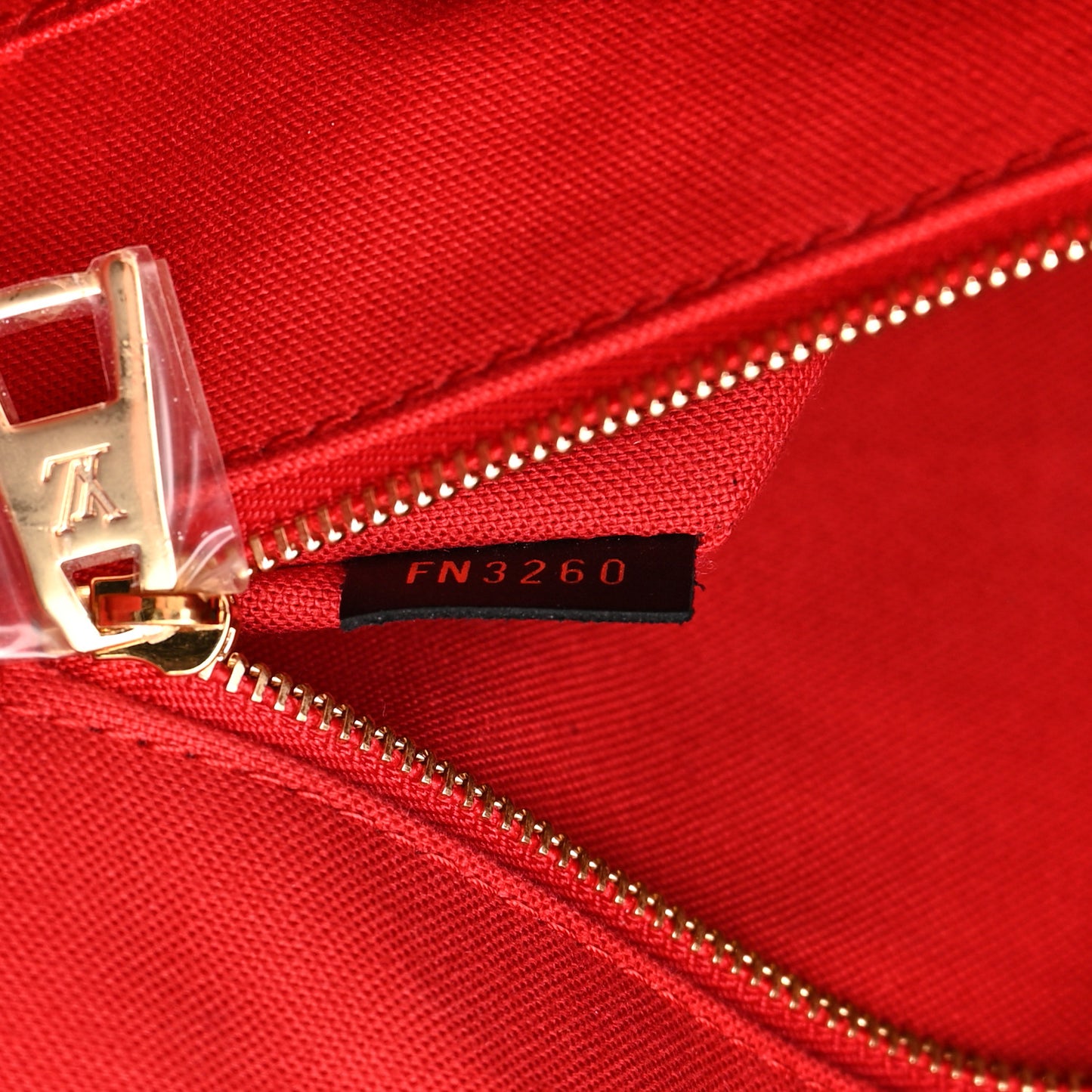Reverse Monogram Giant Onthego GM