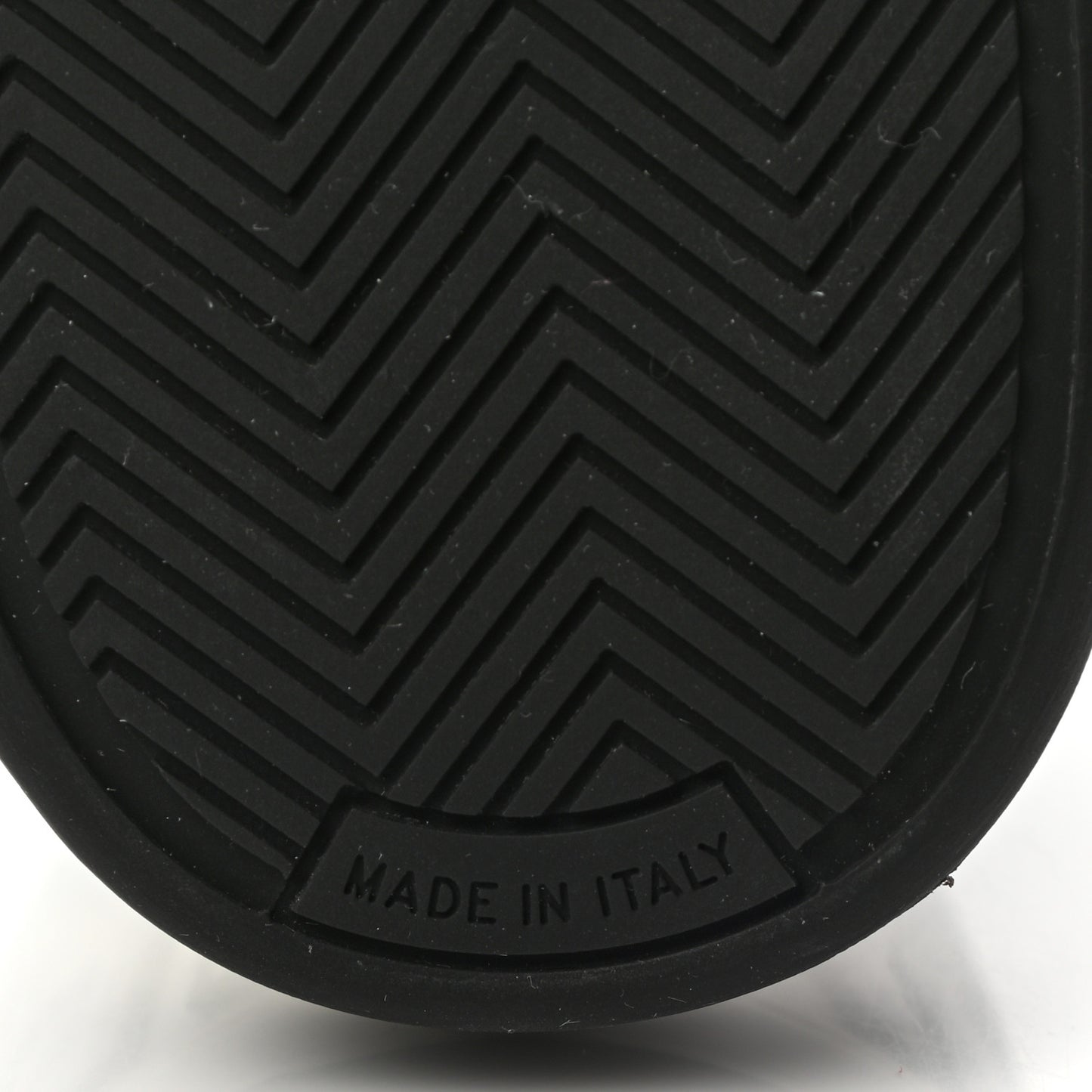 Calfskin Womens Logo Sneakers 38 Black White
