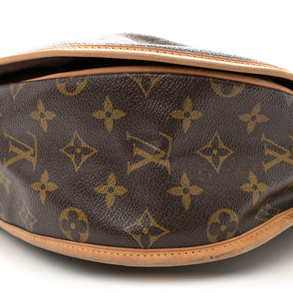 Louis Vuitton Monogram Menilmontant MM 9 of 17