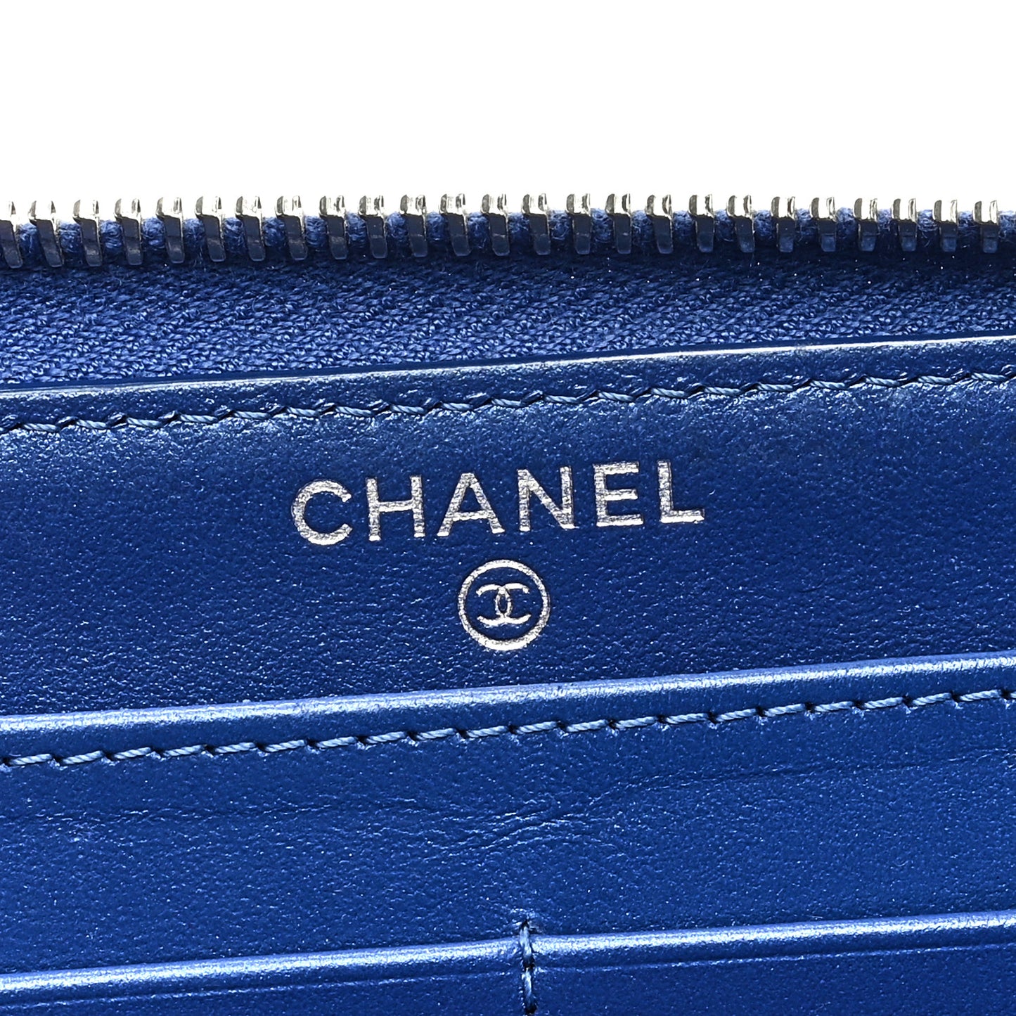 Caviar Chevron Quilted Mademoiselle Vintage Zip Around Wallet Blue