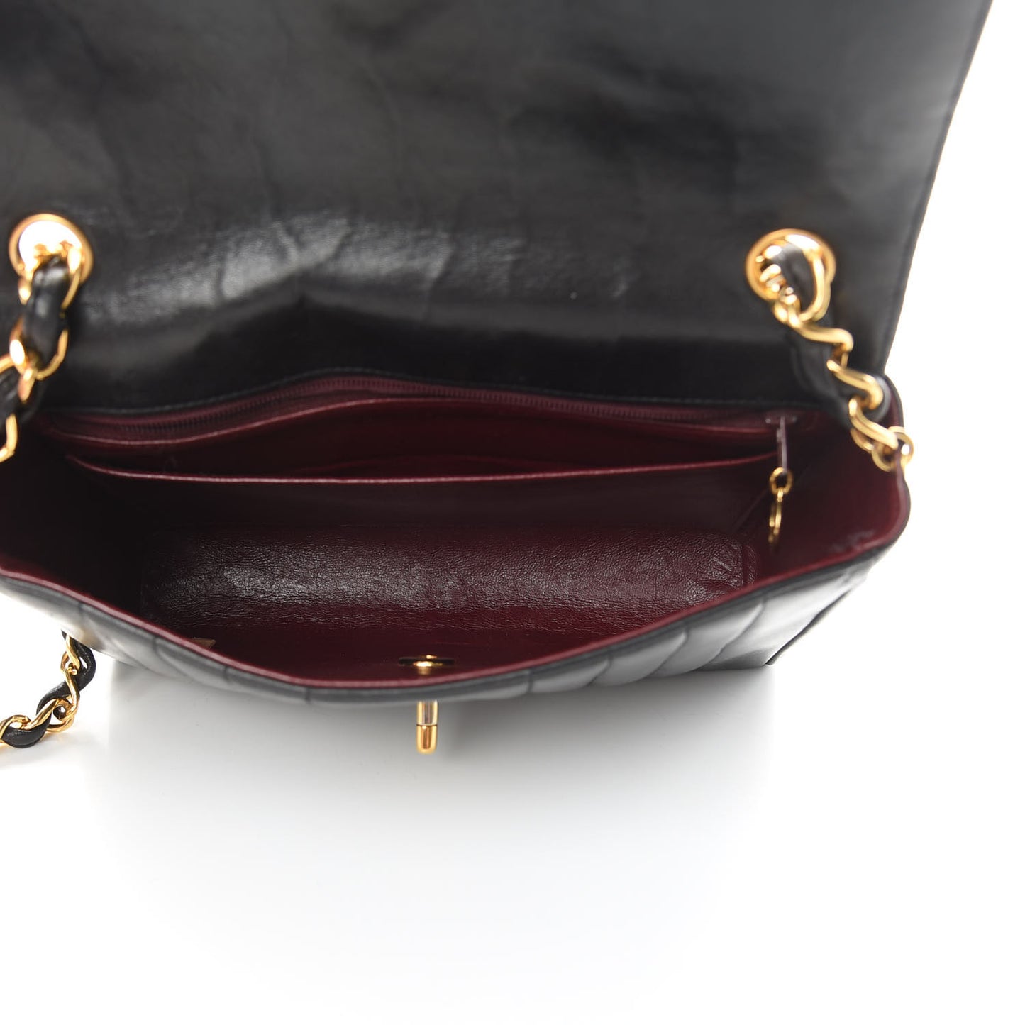 Lambskin Vertical Quilt Jumbo Single Flap Black