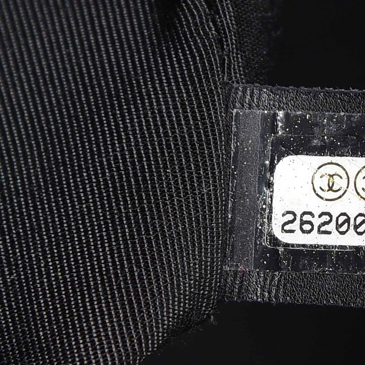 Caviar Flat Quilted CC Chain Bucket Drawstring Bag Black