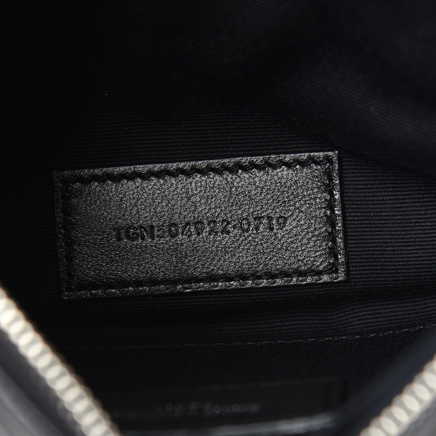 Saint Laurent Grain De Poudre Chevron Monogram Bill Pouch Black 7 of 7
