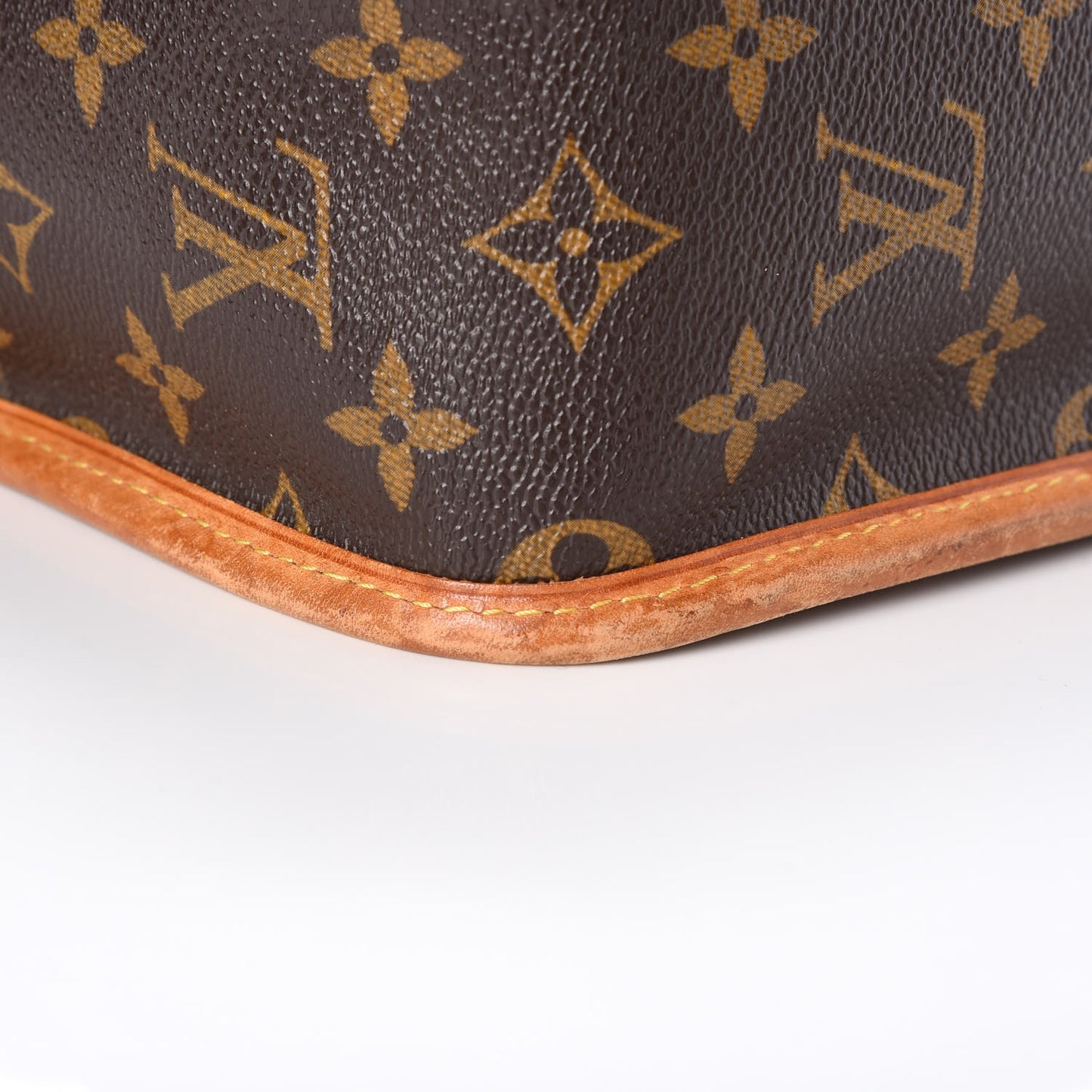 Monogram Sologne
