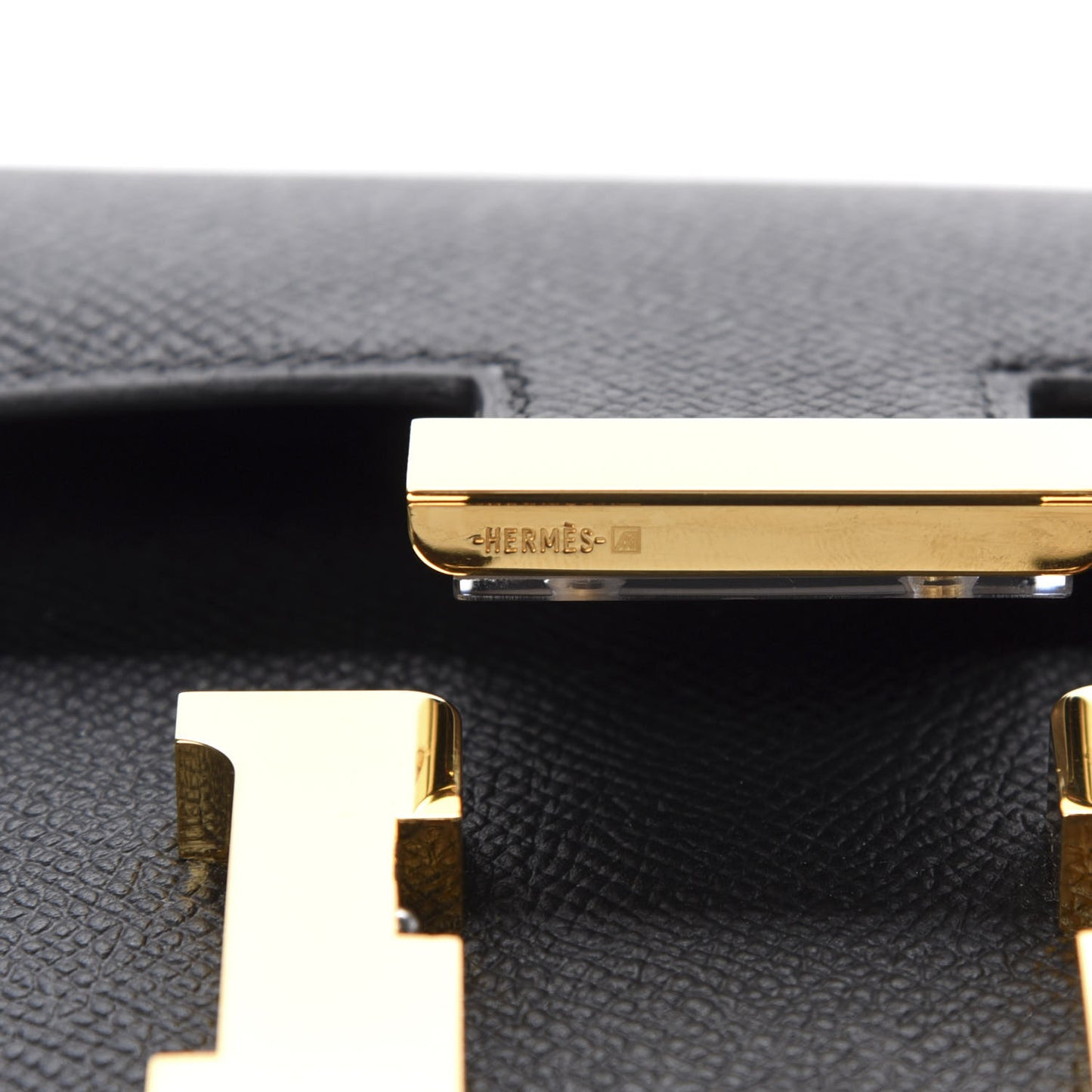 Epsom Constance 18 Black