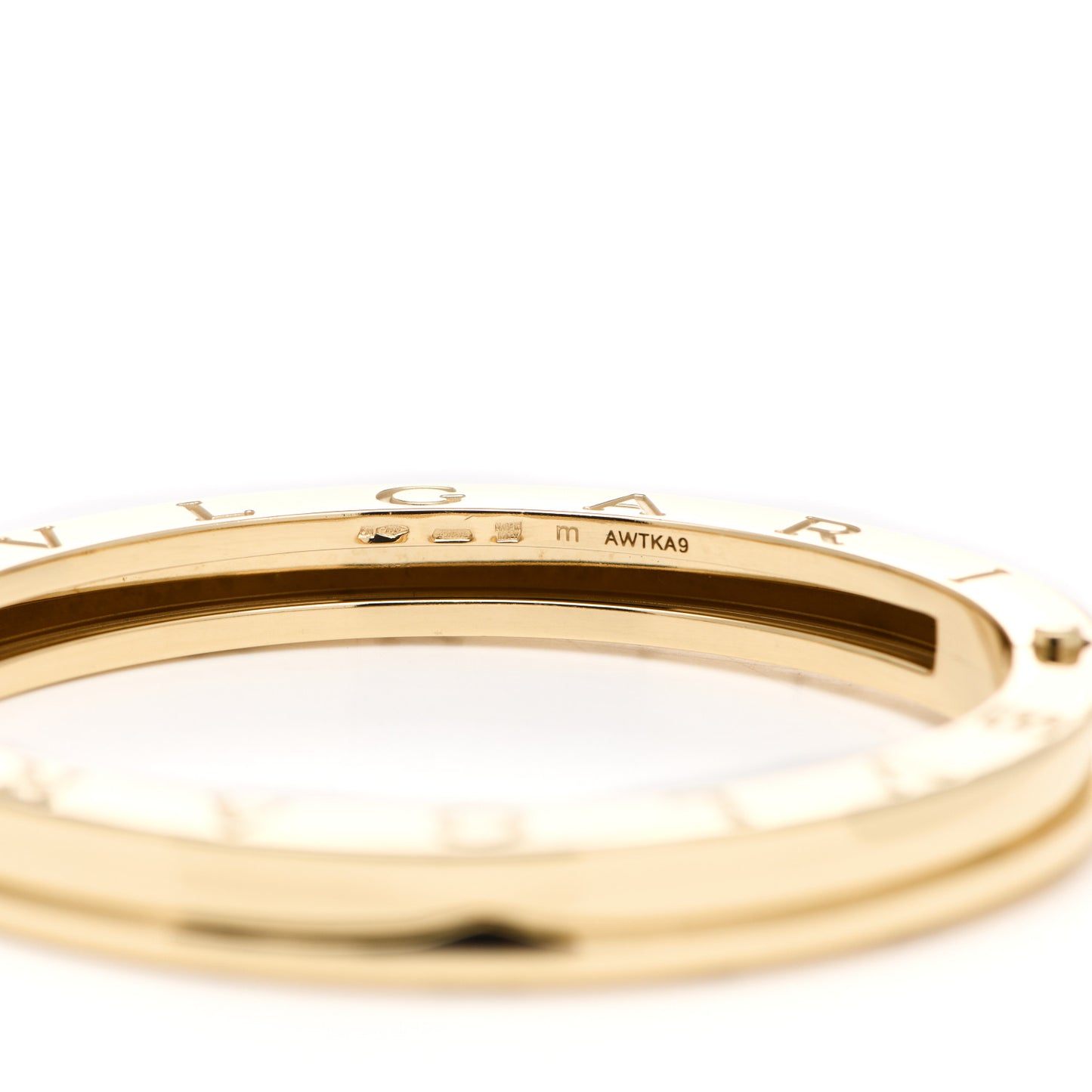 18K Yellow Gold B.Zero1 Bangle Bracelet M