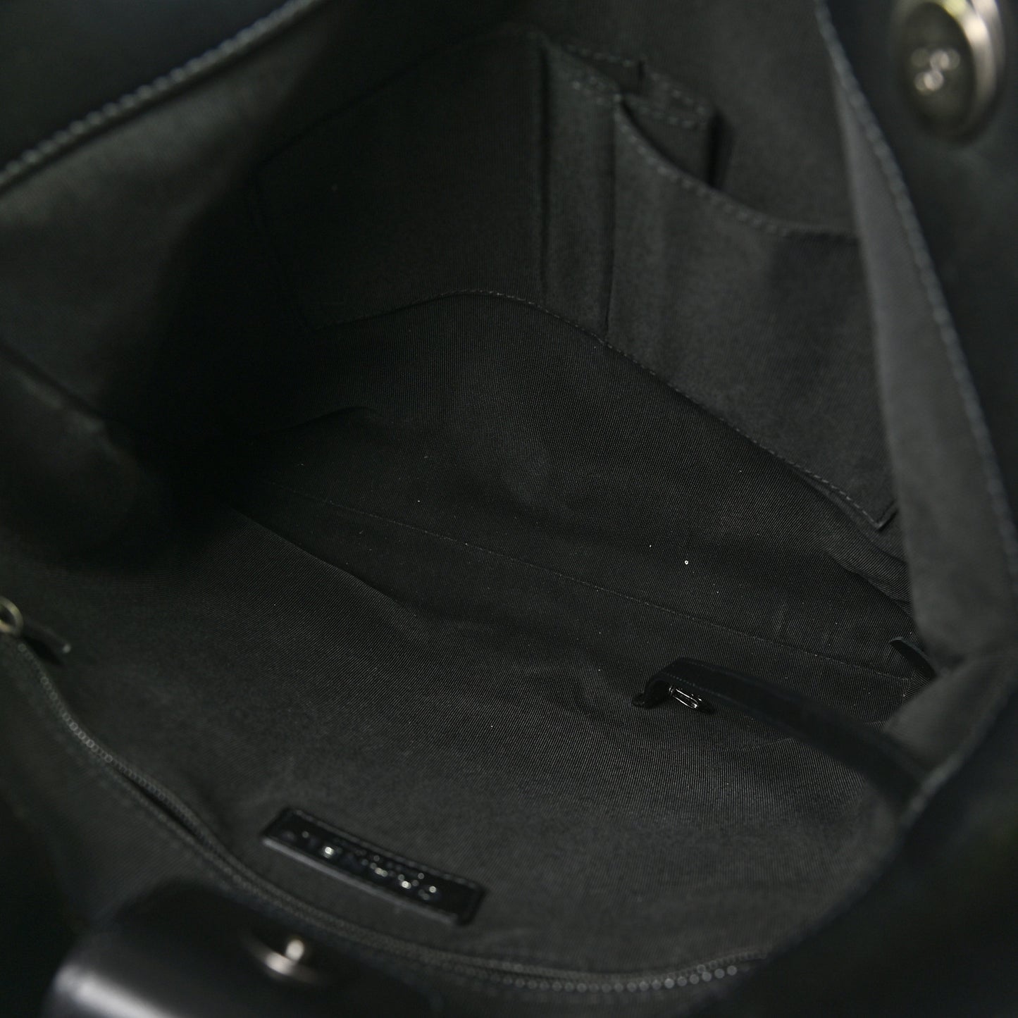 Calfskin Chain 20s Signature Tote Black