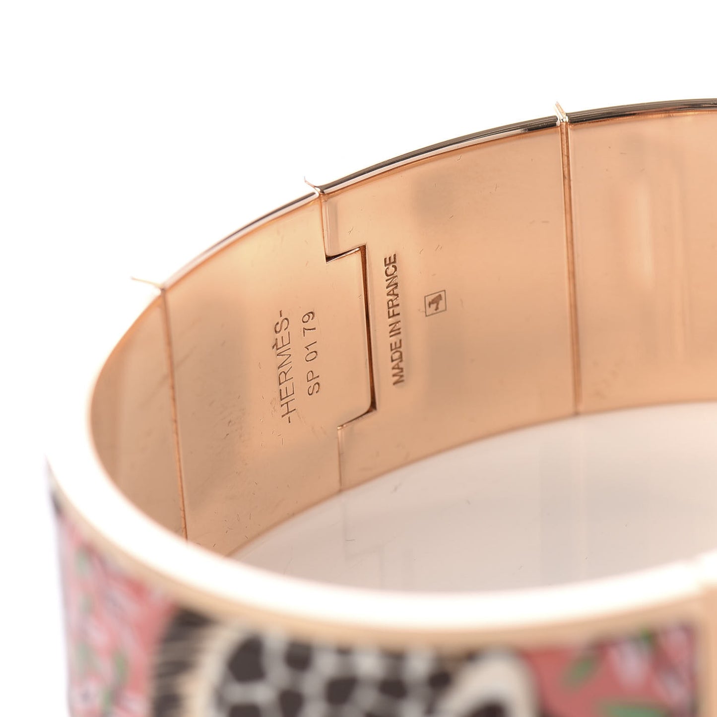 Enamel Printed Wide The Three Graces Hinged Bracelet M Pink Delirium