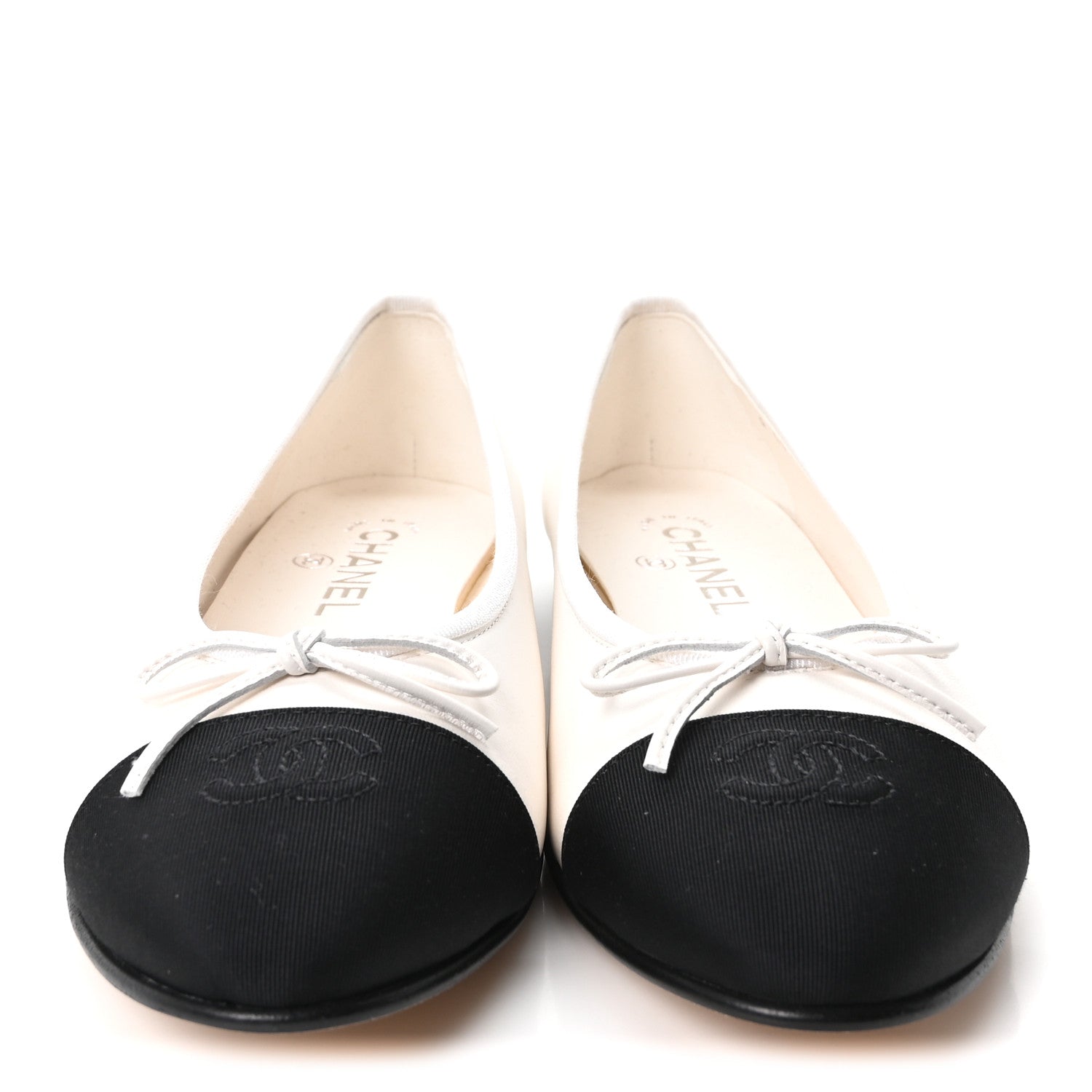 Chanel Calfskin Grosgrain Cap Toe CC Ballerina Flats 39.5 Ivory Black 3 of 10