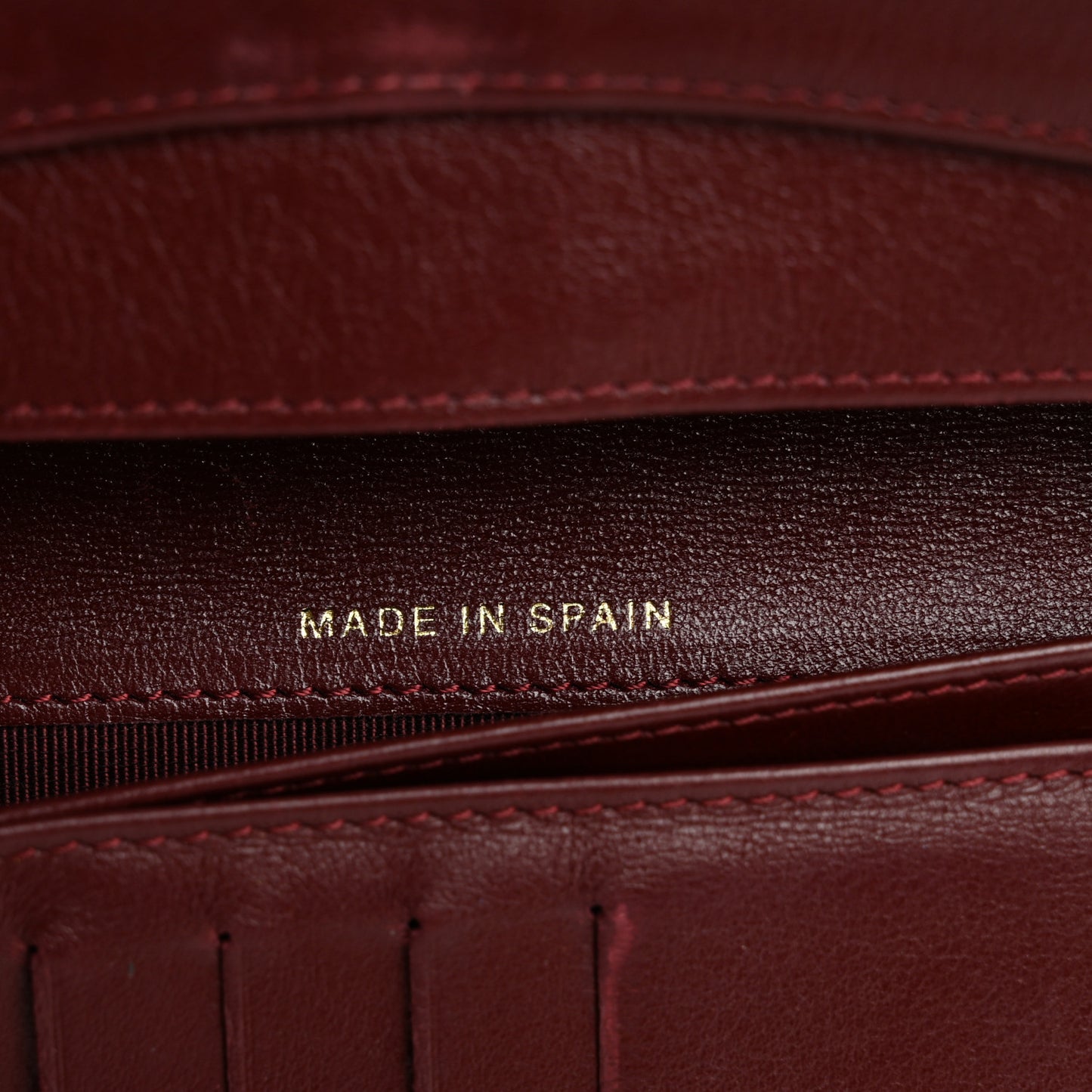 Caviar Quilted Yen Wallet Black