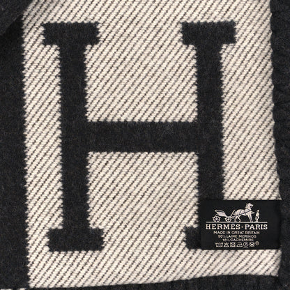 Hermes Wool Cashmere Avalon III Blanket Ecru Black 3 of 3