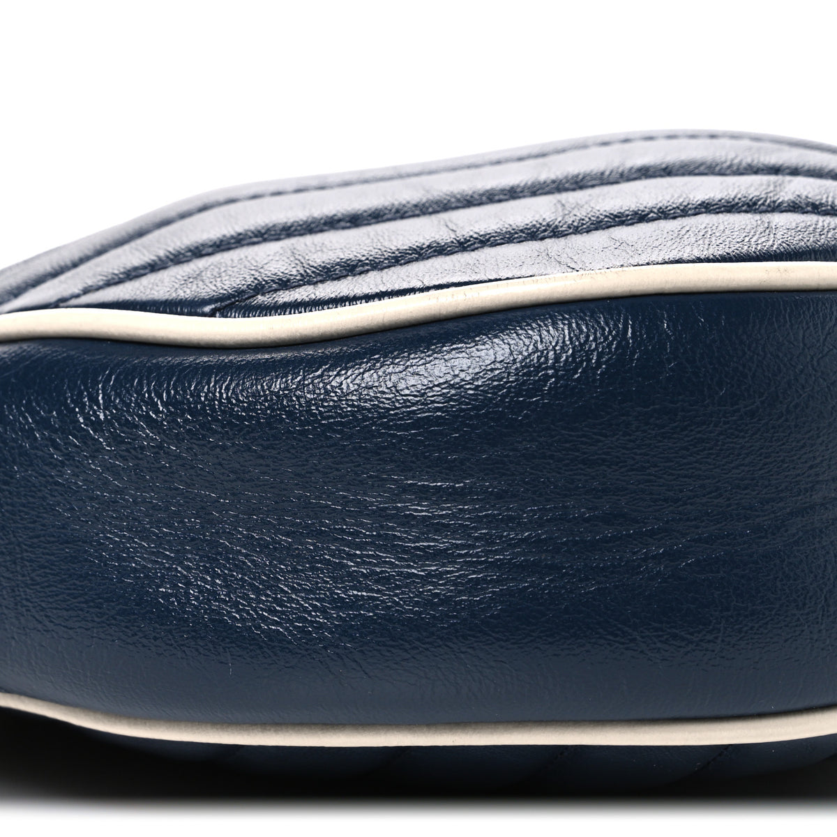Azalea Calfskin Matelasse Diagonal Mini Torchon GG Marmont Round Shoulder Bag Blue Agata Mystic White
