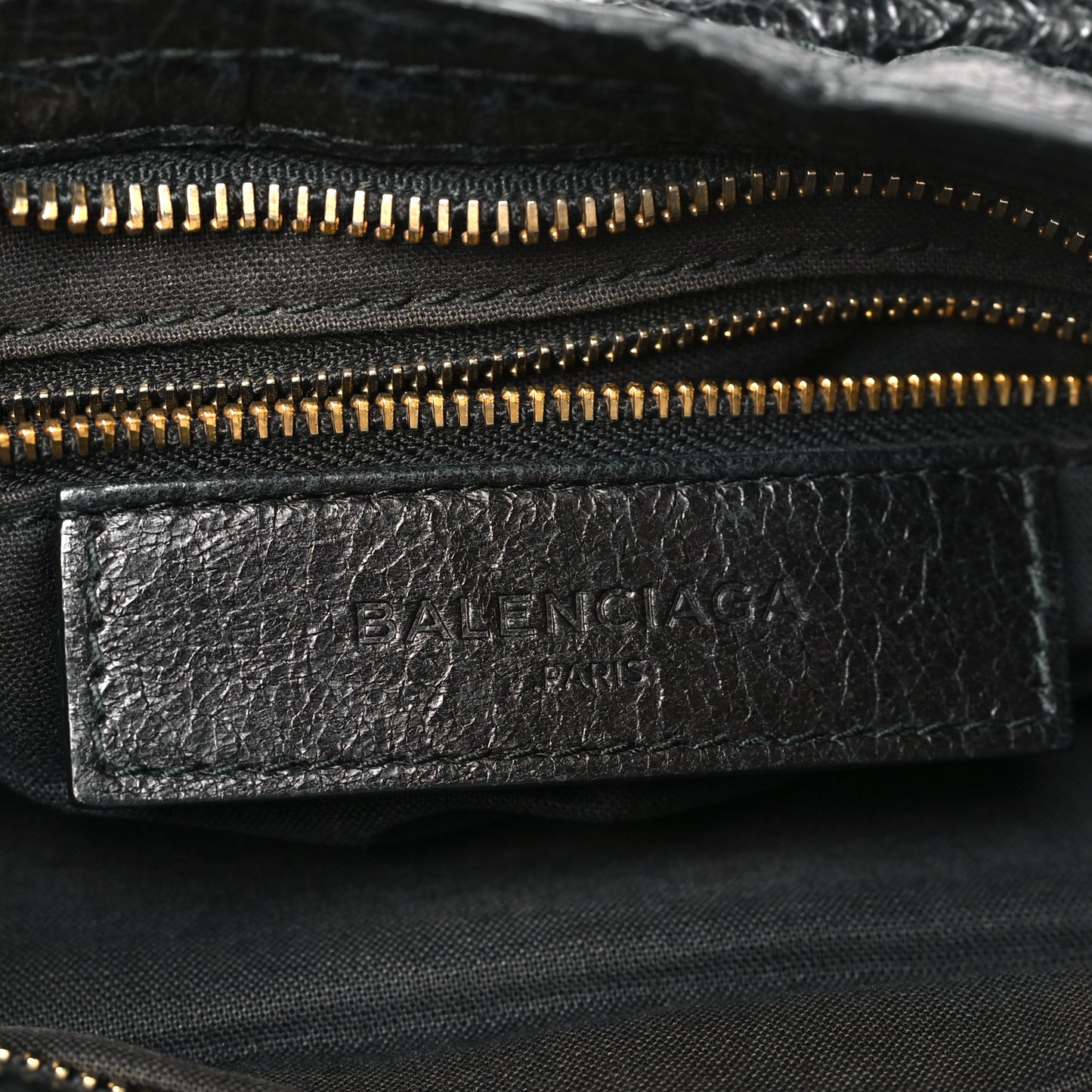 Agneau Giant 12 Gold Hardware Mini City Black