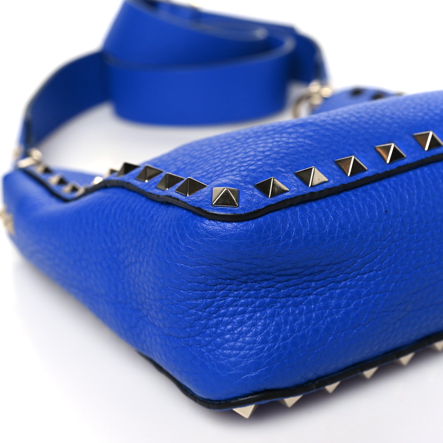 Pebbled Calfskin Mini Rockstud Flip-Lock Messenger Bag Blu Delft