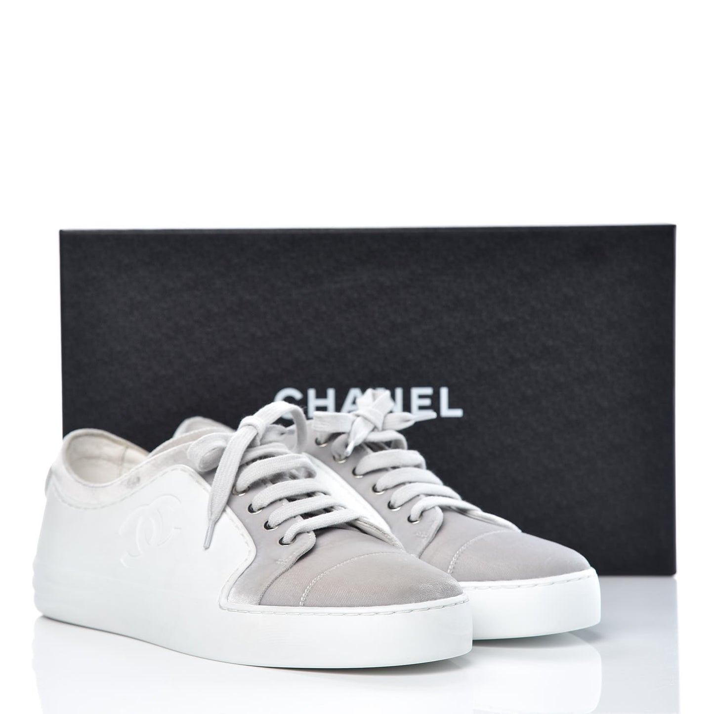 Calfskin Velvet Womens CC Sneakers 40.5 White Silver