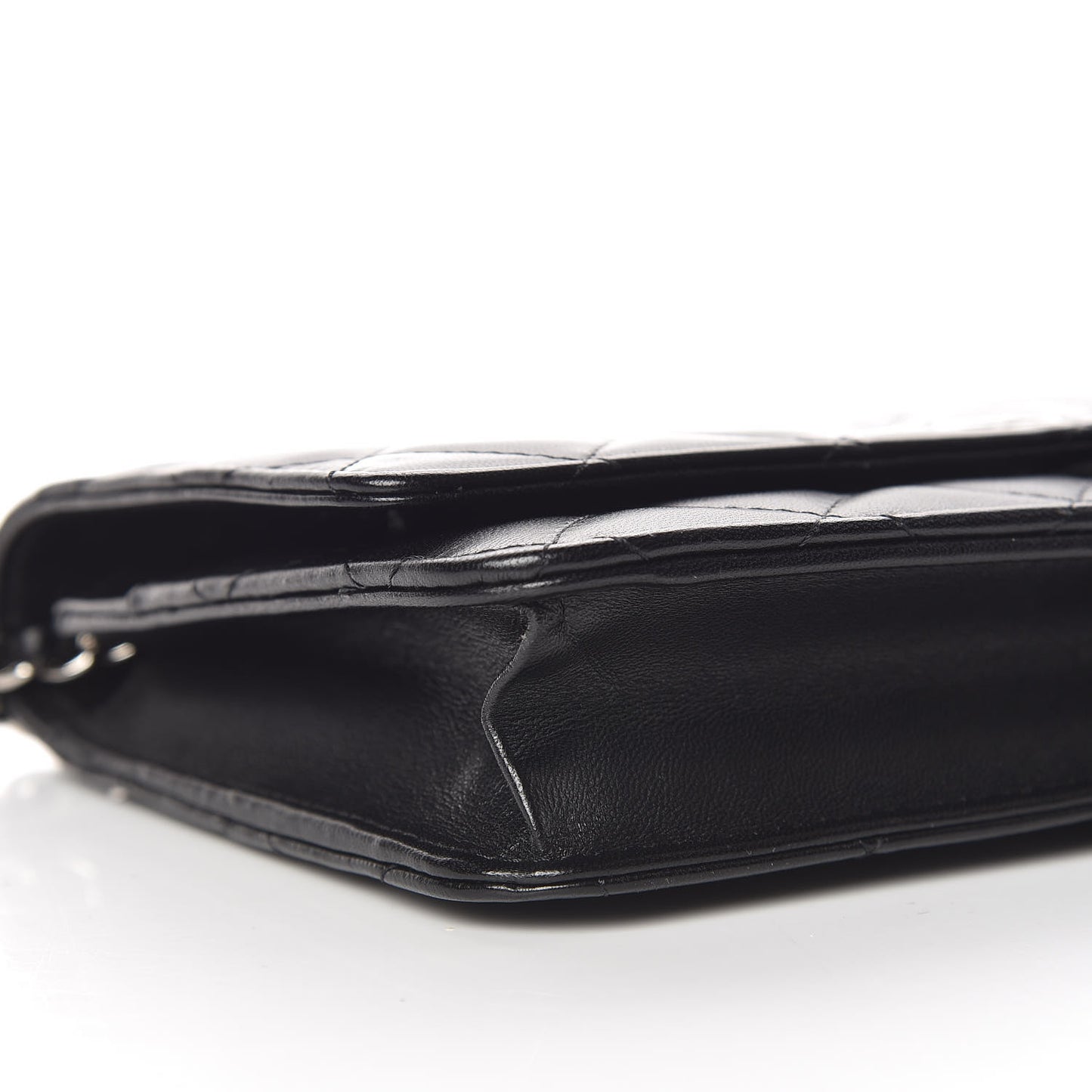 Lambskin Quilted Wallet On Chain WOC Black