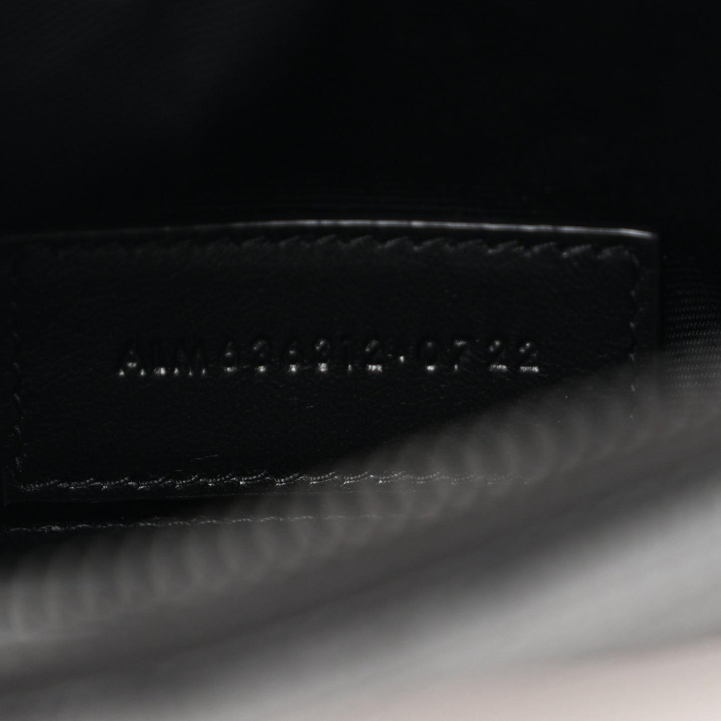Grain De Poudre Chevron Monogram Monochrome Bill Pouch Black