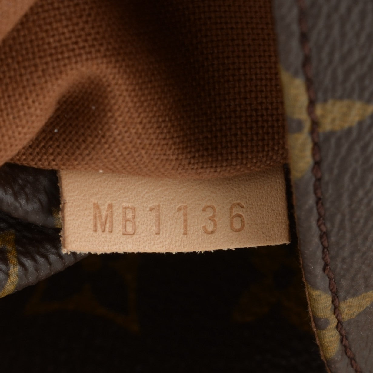 Louis Vuitton Monogram Totally PM 7 of 7