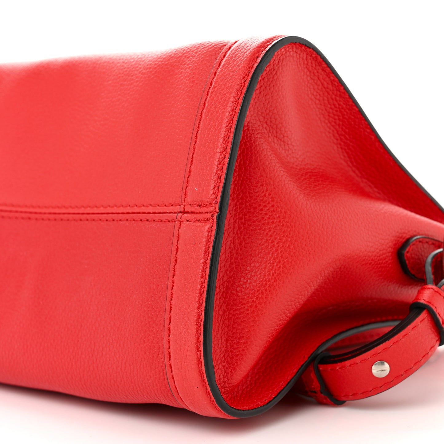 Pebbled Calfskin Small Skull Padlock Zip Around Tote Red