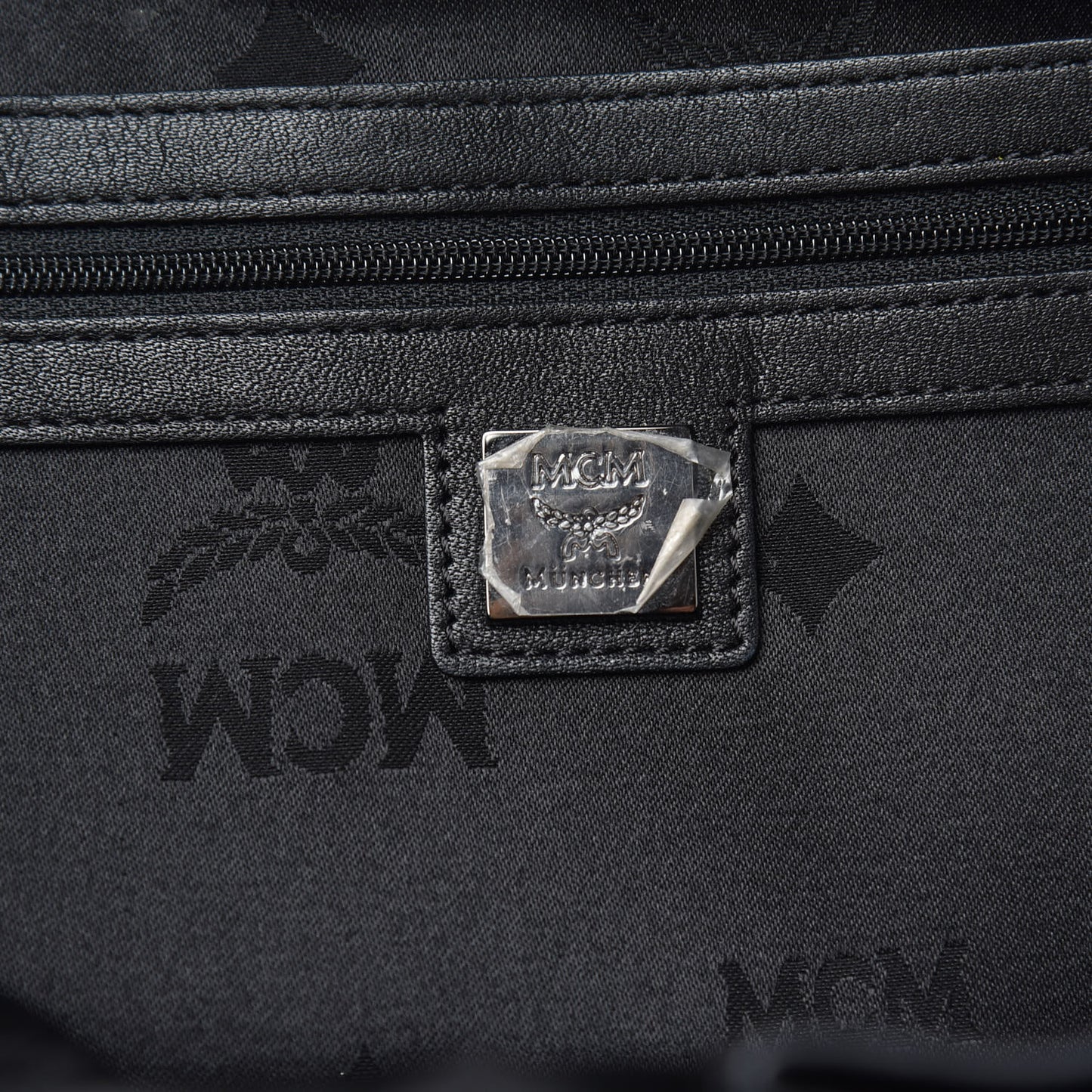 Visetos Medium Sprinkle Stud Stark Backpack Black