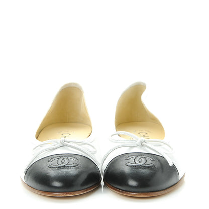 Chanel Lambskin Cap Toe Ballerina Flats 35 White Black 2 of 11