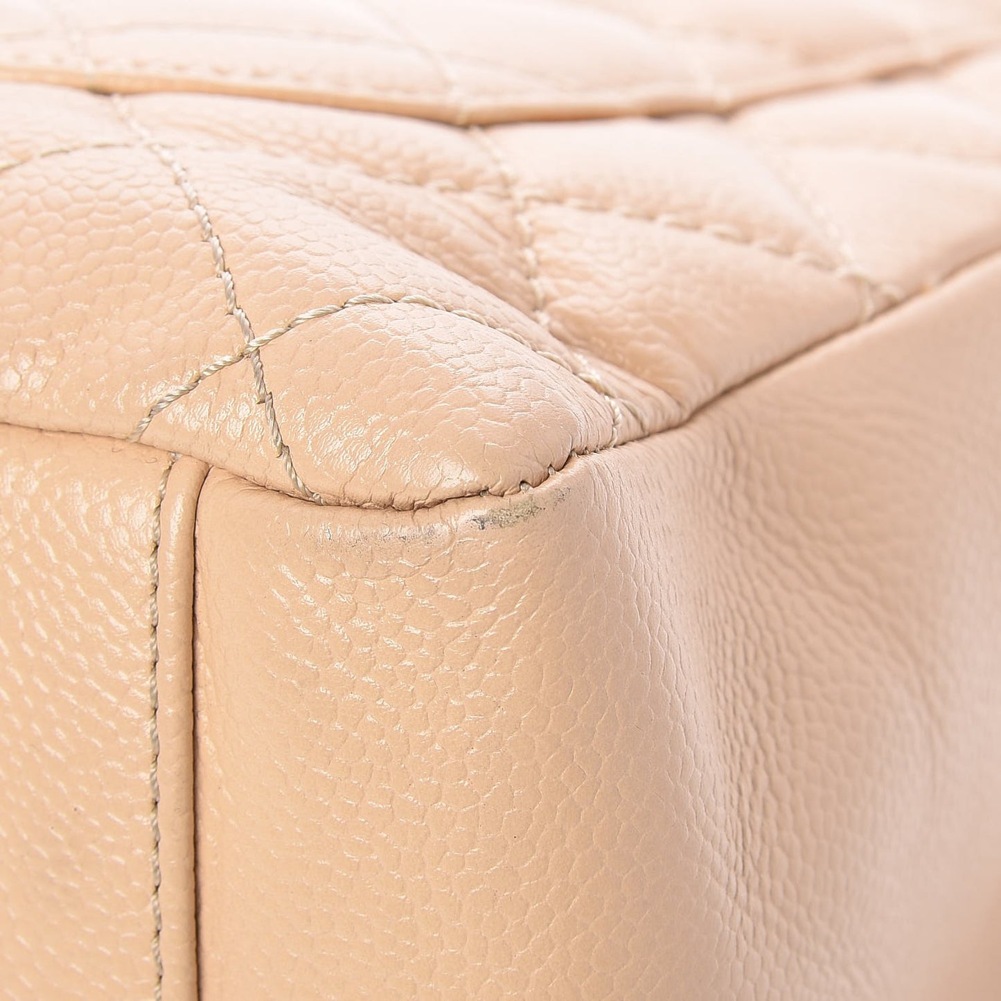 Caviar Quilted Grand Shopping Tote GST Beige Clair