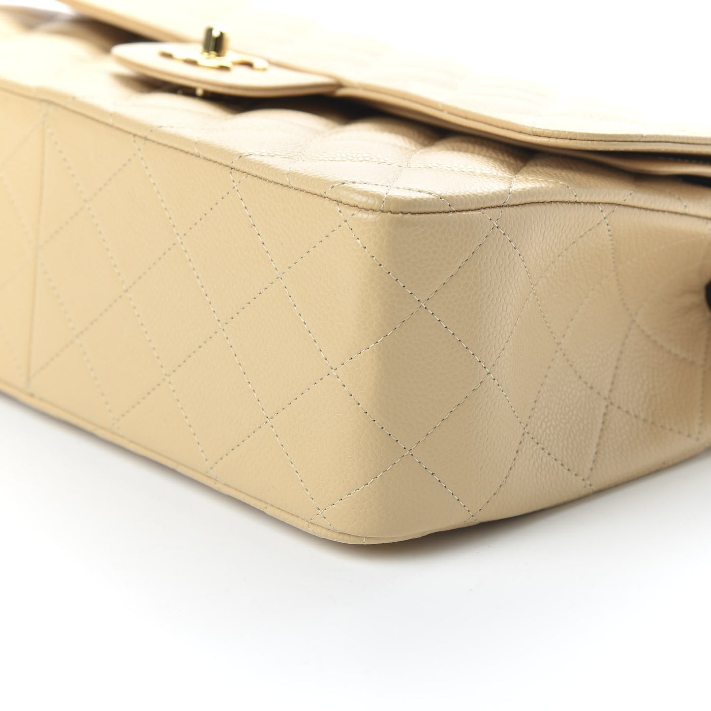 Caviar Quilted Jumbo Double Flap Beige Clair