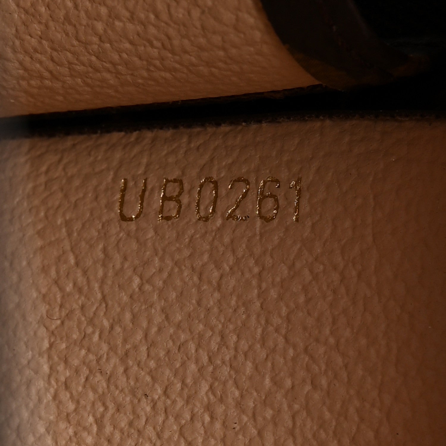 Louis Vuitton Monogram Toiletry Pouch 26 7 of 7