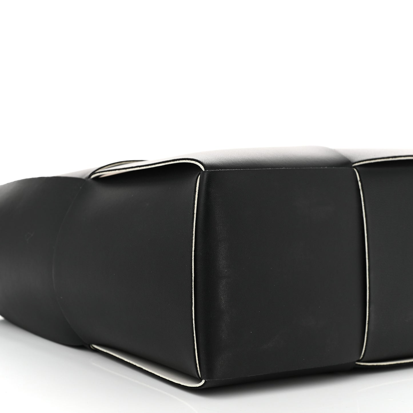 Nappa Maxi Intrecciato Medium Arco Tote Black White