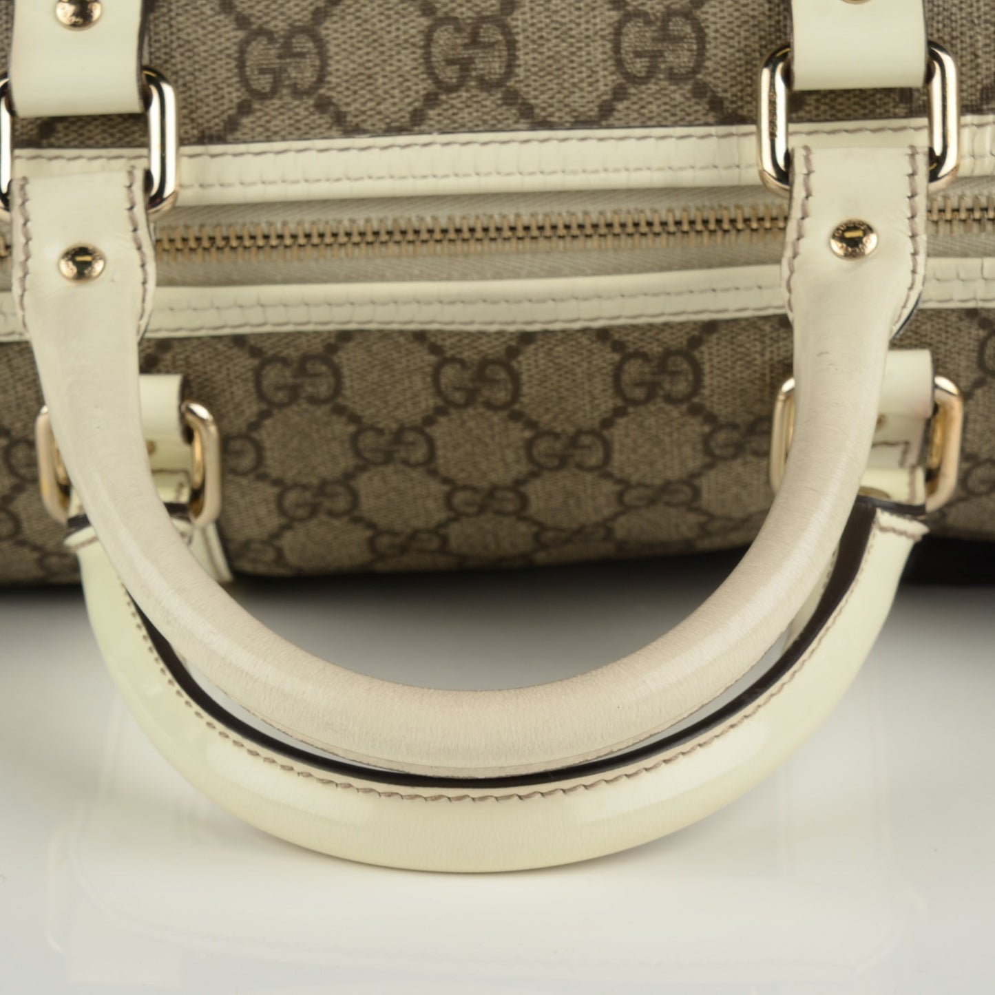 GG Plus Monogram Medium Joy Boston Off White