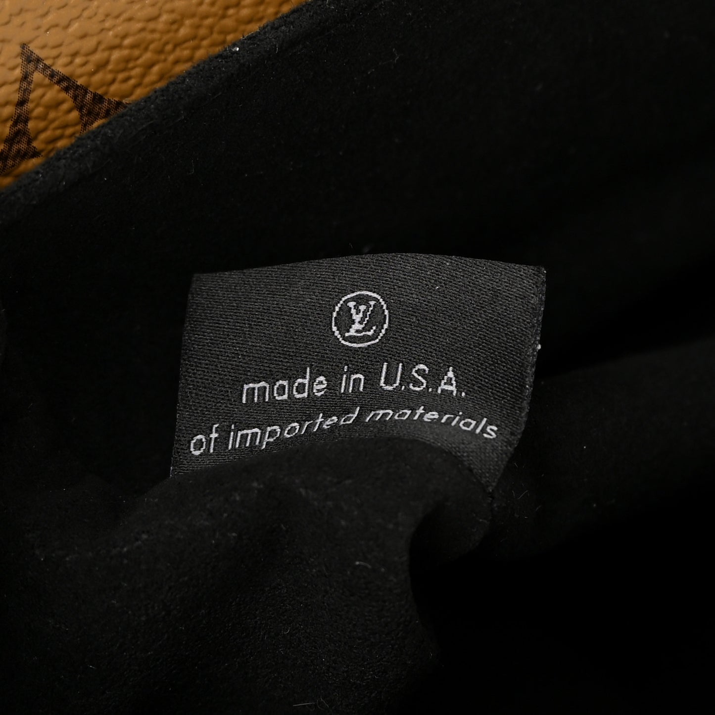 Reverse Monogram Pochette Metis
