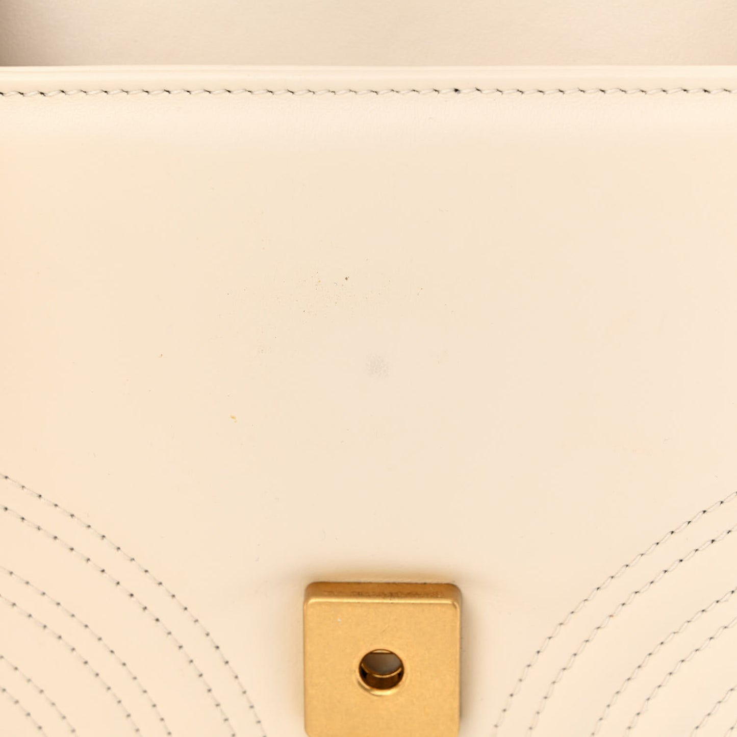 Calfskin Matelasse Mini GG Marmont Top Handle Shoulder Bag White