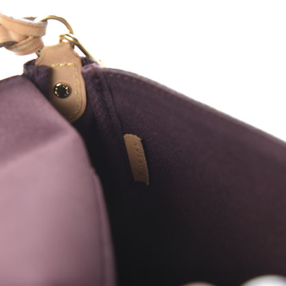 Louis Vuitton Monogram Favorite MM 8 of 9
