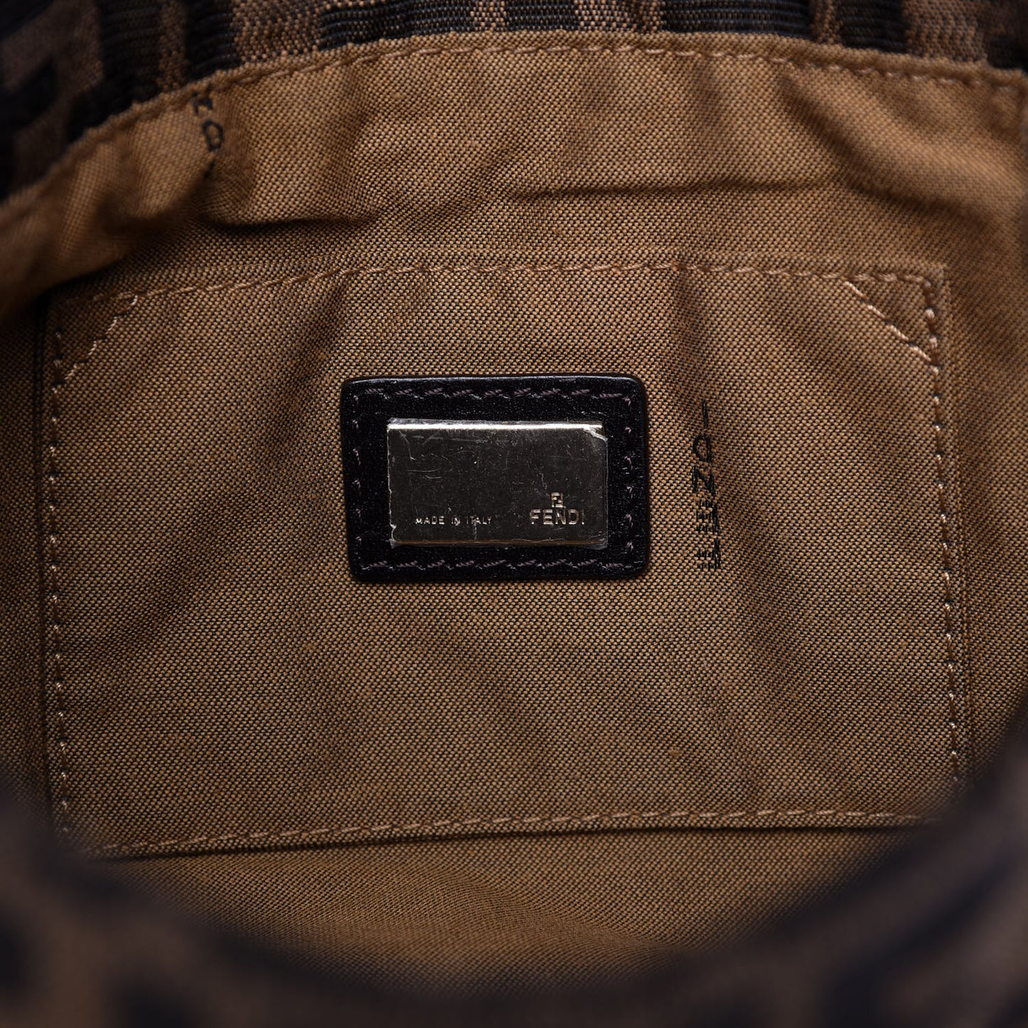 Zucca Small Chef Shoulder Bag Tobacco