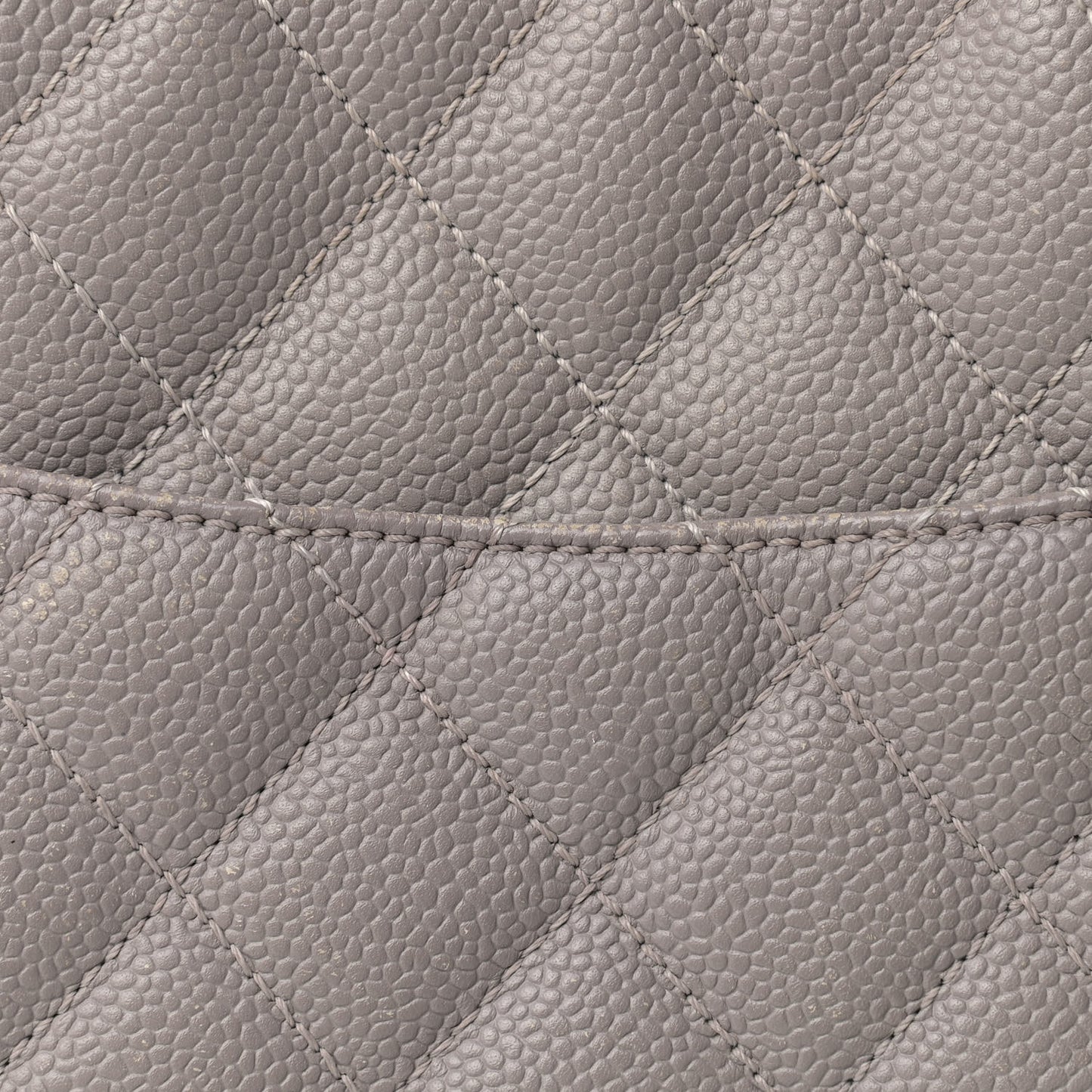 Caviar Quilted Grand Shopping Tote GST Light Grey