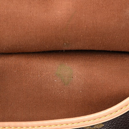 Louis Vuitton Monogram Saumur 30 8 of 9