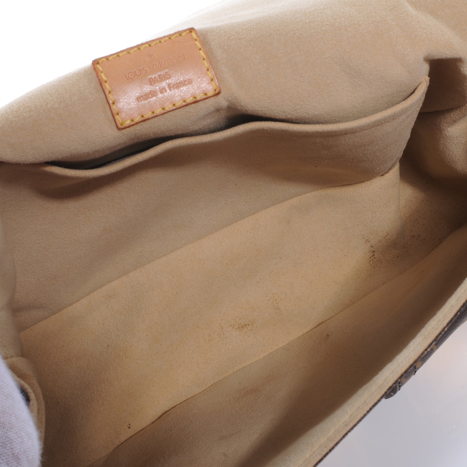 Louis Vuitton Monogram Hudson PM 8 of 8