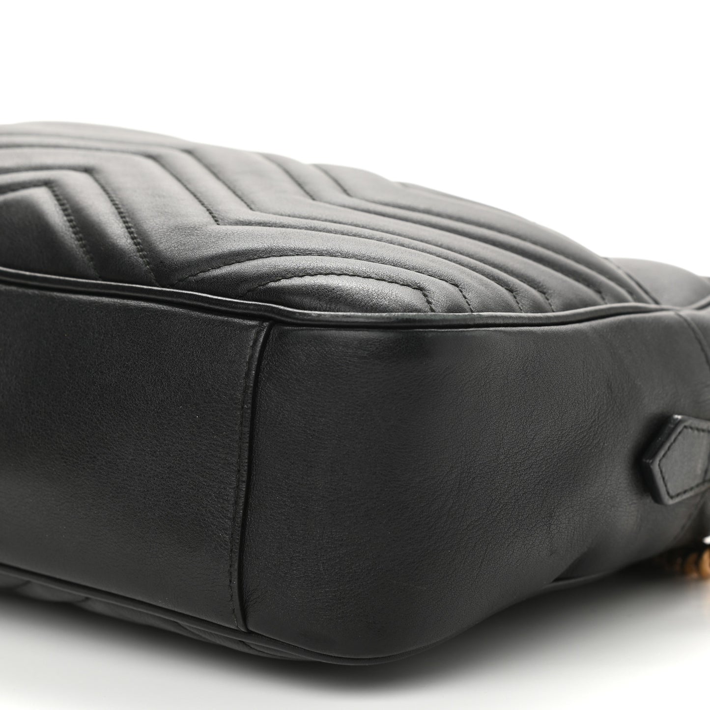 Calfskin Matelasse Medium GG Marmont Chain Shoulder Bag Black