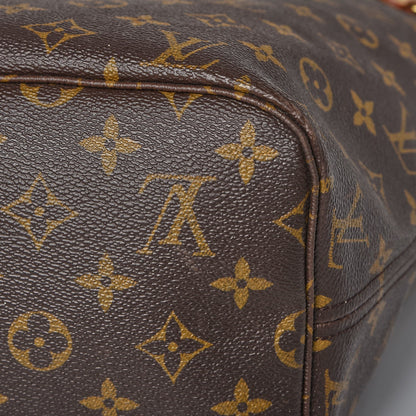 Louis Vuitton Monogram Neverfull MM 16 of 17