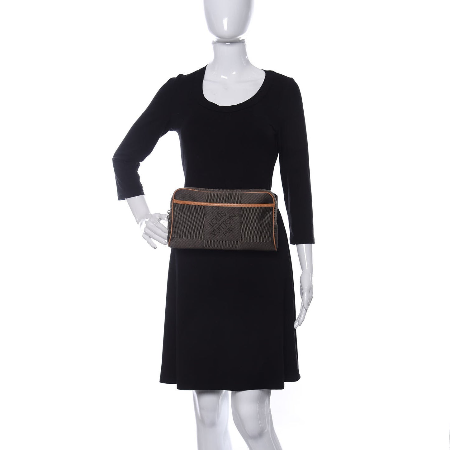 Damier Geant Acrobat Terre