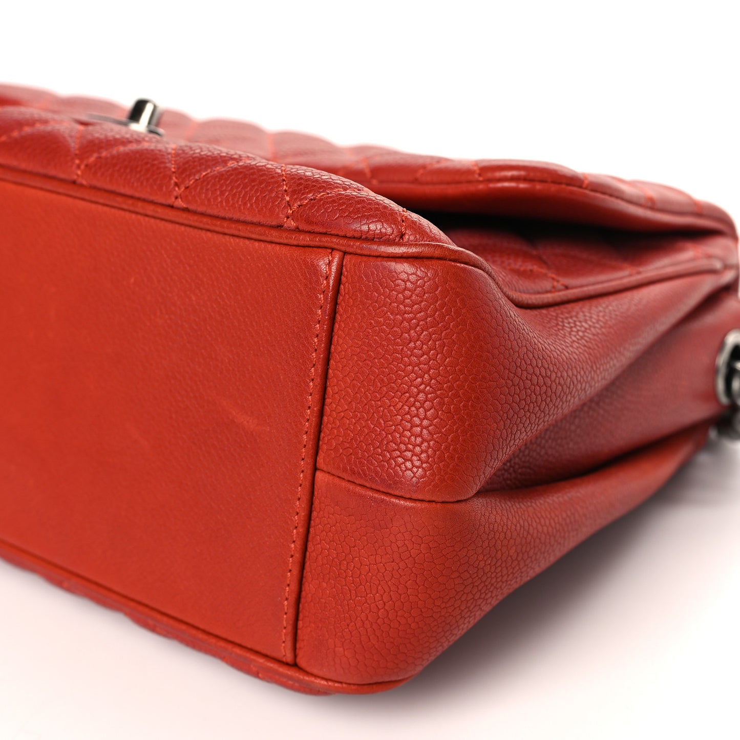 Caviar Quilted Medium Rock In Rome Single Flap Red