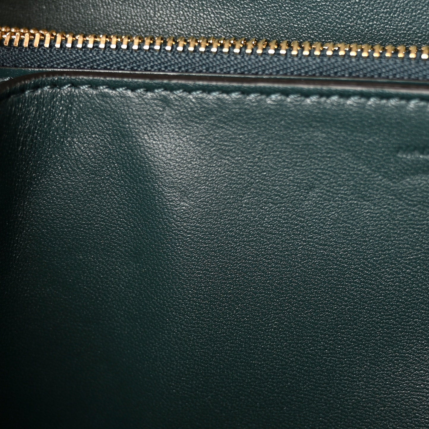 Box Calfskin Classic Box Medium Flap Bag Amazone