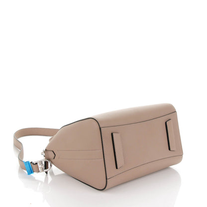 Givenchy Sugar Goatskin Small Antigona Mastic 4 of 7