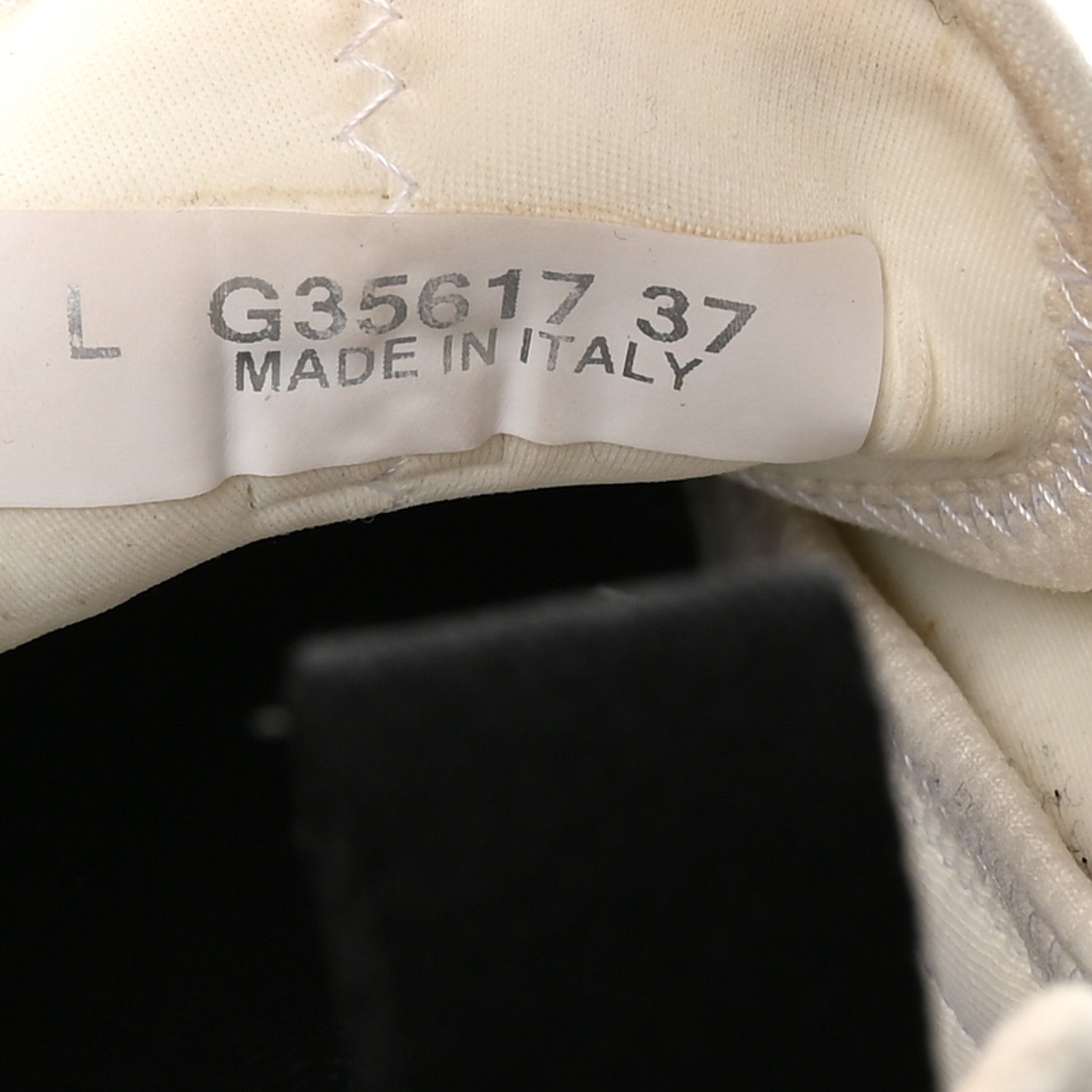 Chanel Velvet Calfskin Mixed Fibers CC Sneakers 37 Ivory Black 7 of 7