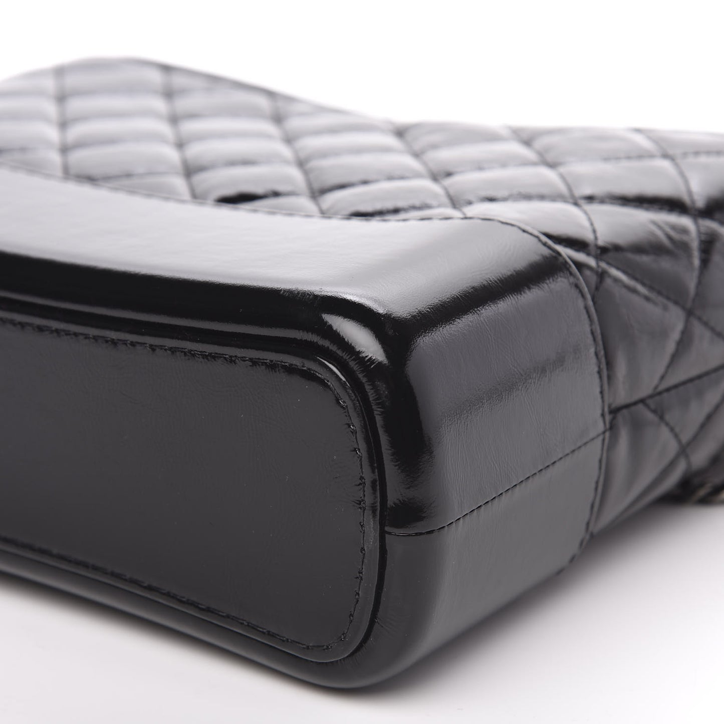 Patent Quilted Medium Gabrielle Hobo Black
